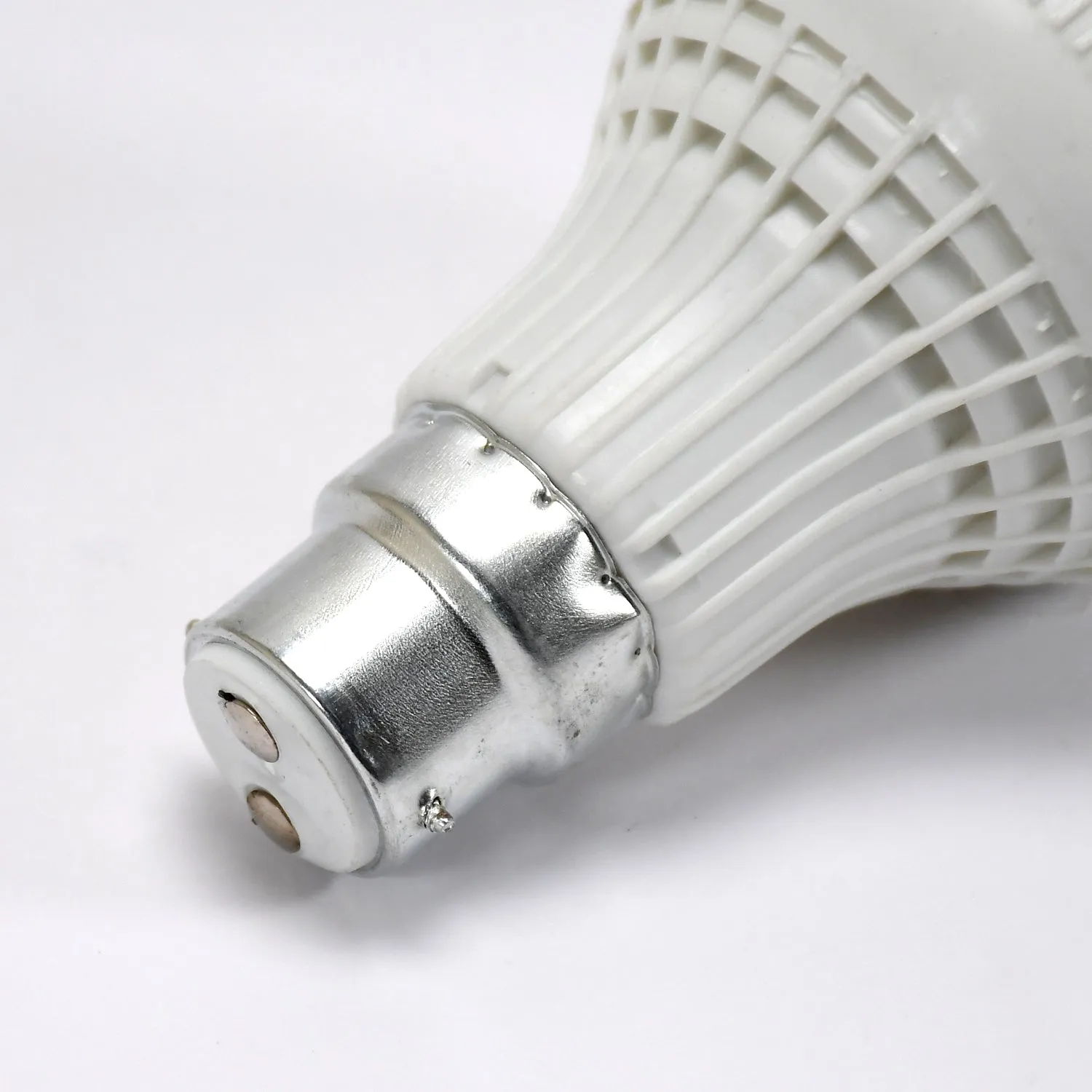 6567 Led Bulb 5w Heavy Duty Lamp For Indoor & Outdoor Use Bulb